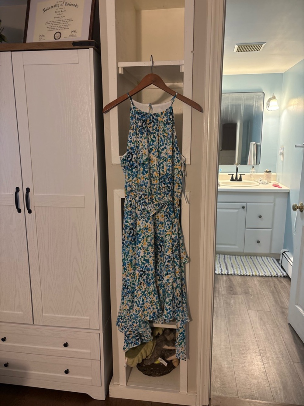 London Times White Floral-Printed Halter Dress with Teal and Yellow Accents - Picture 2 of 9